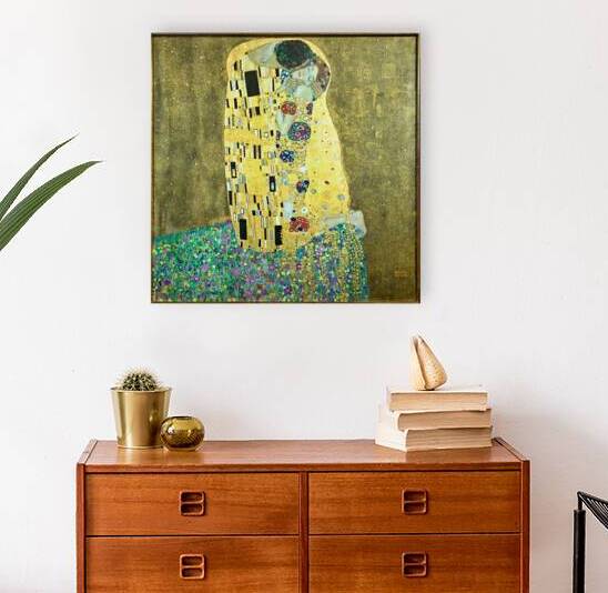Klimts The Kiss: A golden embracing couple. by Marco Brivio