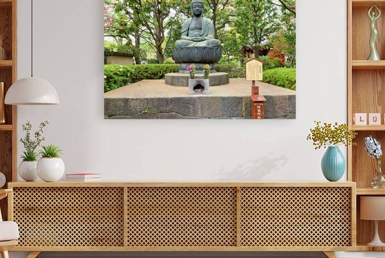 Visit to Senso ji temple in Asakusa with Buddha statue by Marco Brivio