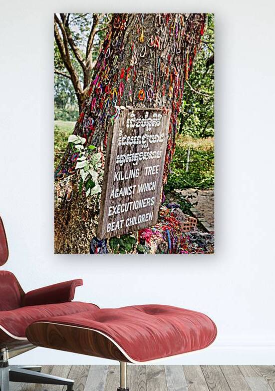 Killing Tree memorialized with bracelets remembering child vict by Marco Brivio