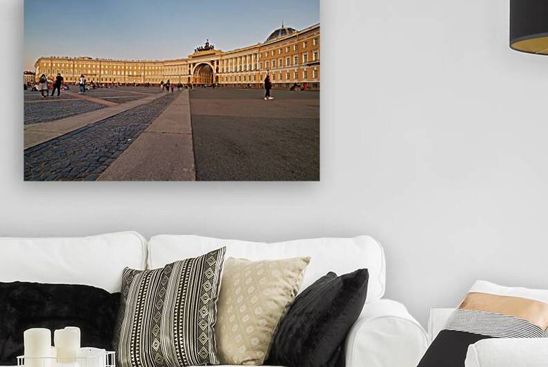 Visitors walk at the General Staff Building in Saint Petersburg by Marco Brivio