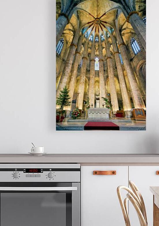 Visit the church of Santa Maria del Mar in Barcelona by Marco Brivio