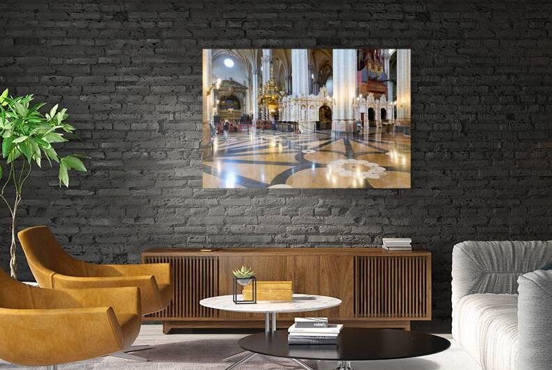 Visitors tour the Cathedral of the Savior in Zaragoza by Marco Brivio